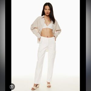 Aritzia Glacier Cargo pants size 6 brand new